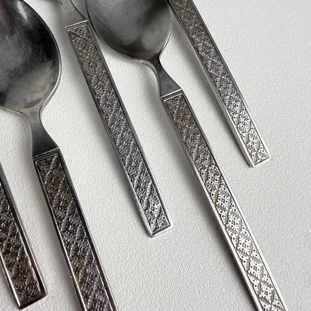 Rogers International Teaspoons (Vogue) Set of 6 Stainless Geometric Flatware